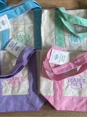 Trader Joe's Viral Pastel Canvas Mini Tote Bag Set